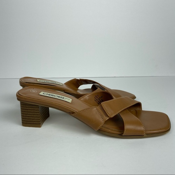 Cherokee Heeled Sandals - Picture 12 of 16